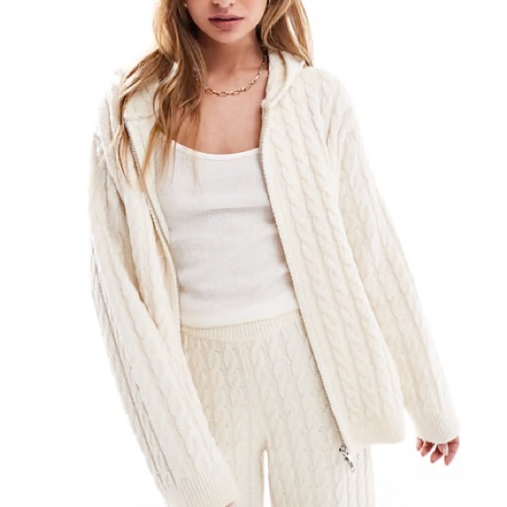 ASOS 4th & Reckless Wool Mix Cable Knit Longline Hoodie in Cream - Picture 5 of 5